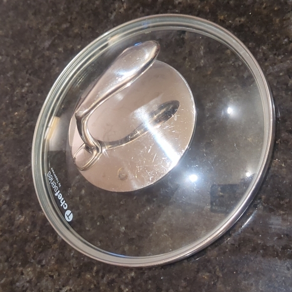 TUPPERWARE T chef series 2.5 quart saucepan lid - Picture 1 of 2